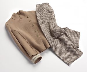 Giacca di lana cotta e pantaloni di alpaca